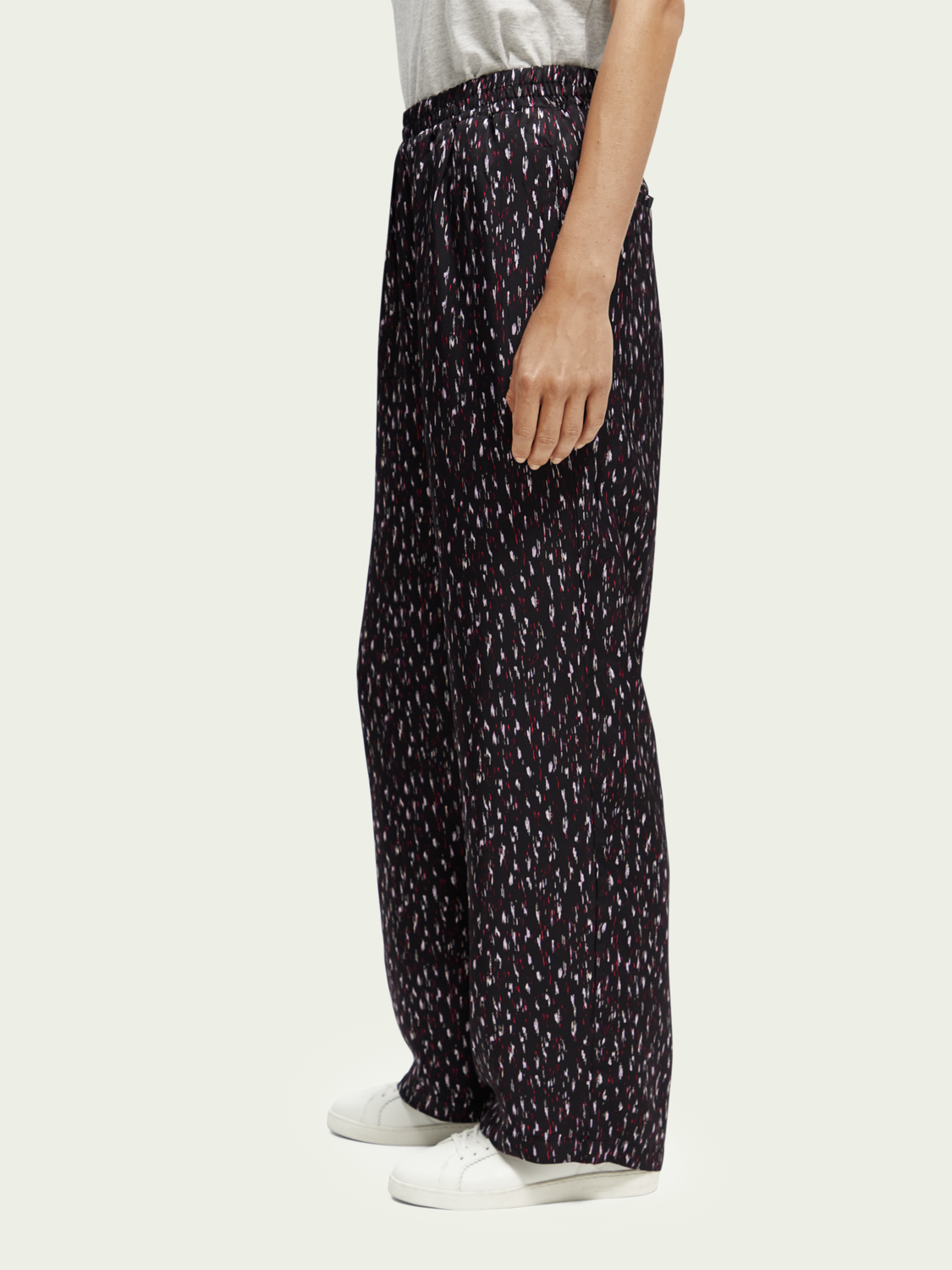 Gia Mid-Rise Wide-Leg Printed Elasticated Trousers | scotch & soda outlet