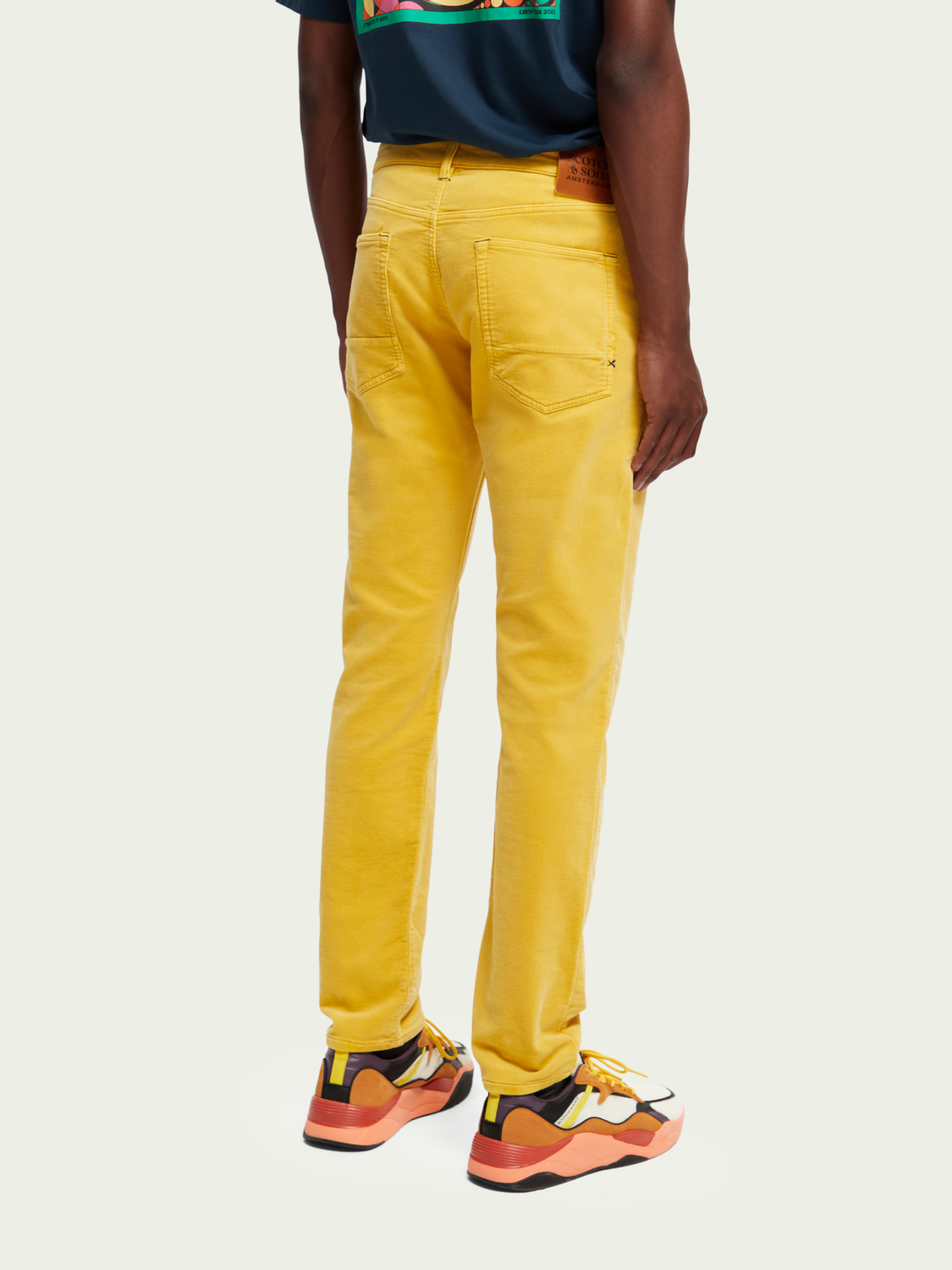Ralston Regular Slim Corduroy Pants | Scotch And Soda Outlet