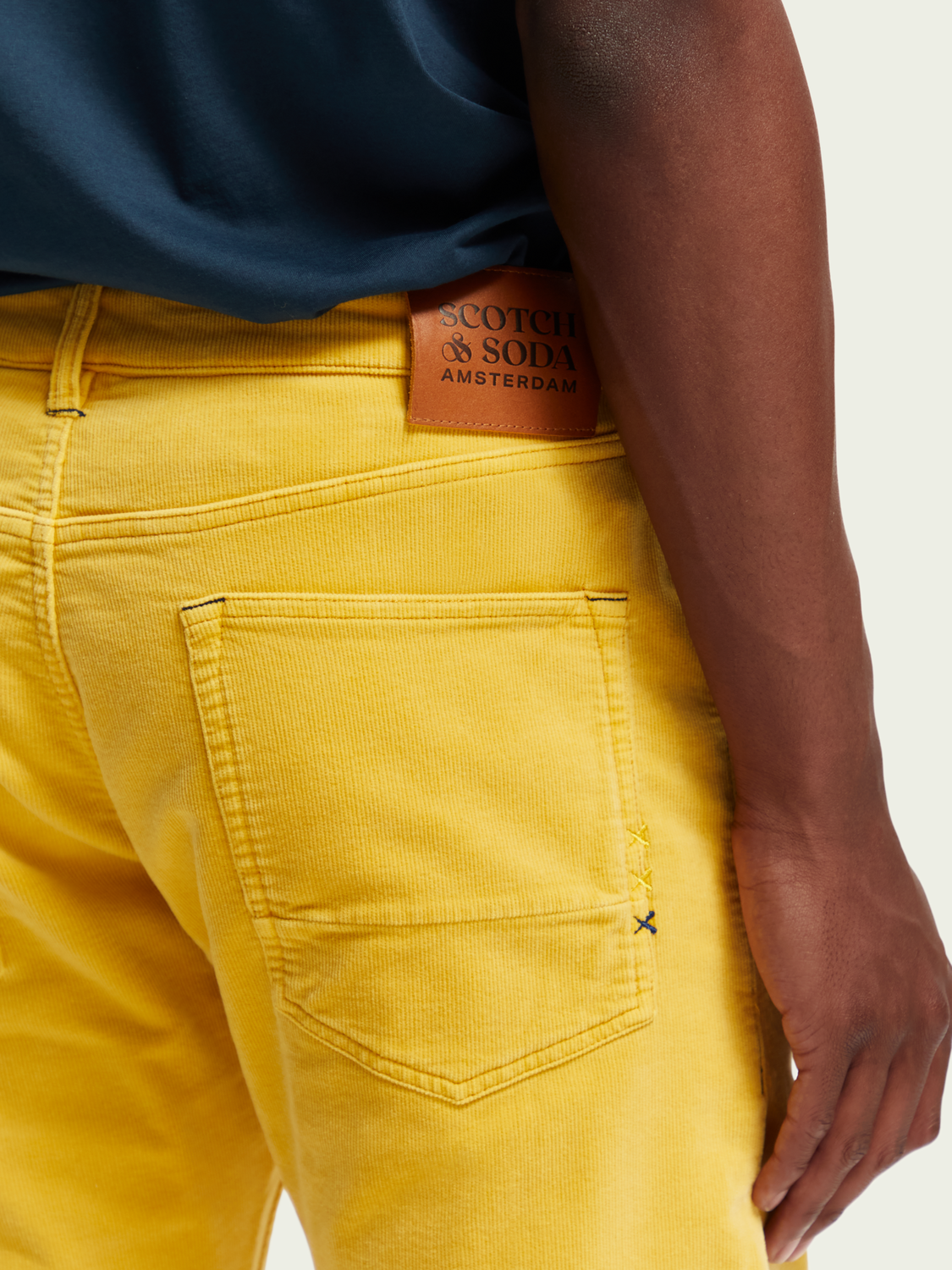 Ralston Regular Slim Corduroy Pants | Scotch And Soda Outlet