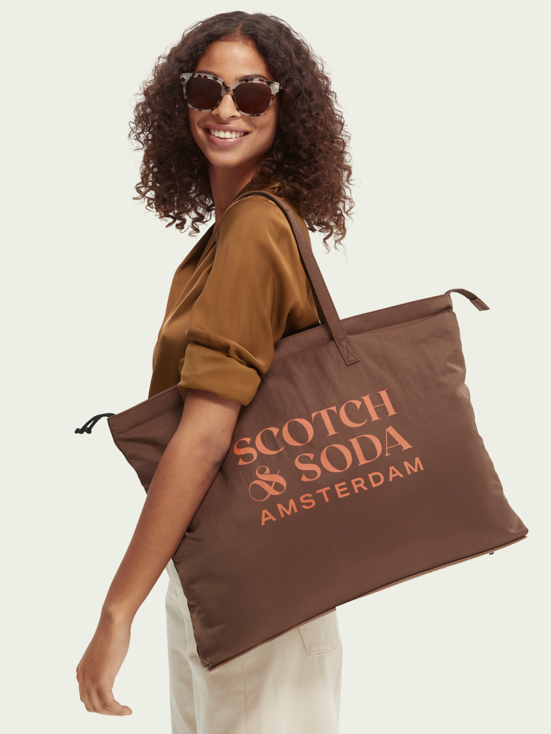 The Centraal Unisex Foldaway Tote Bag | scotch & soda outlet