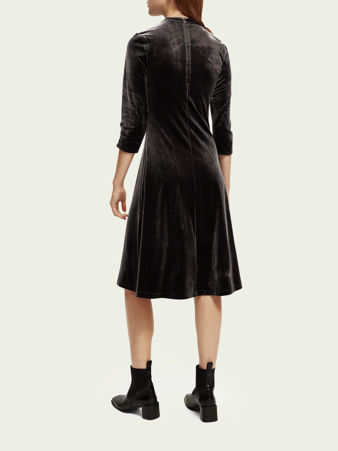 Cut-Out Velvet Midi Dress | scotch & soda outlet