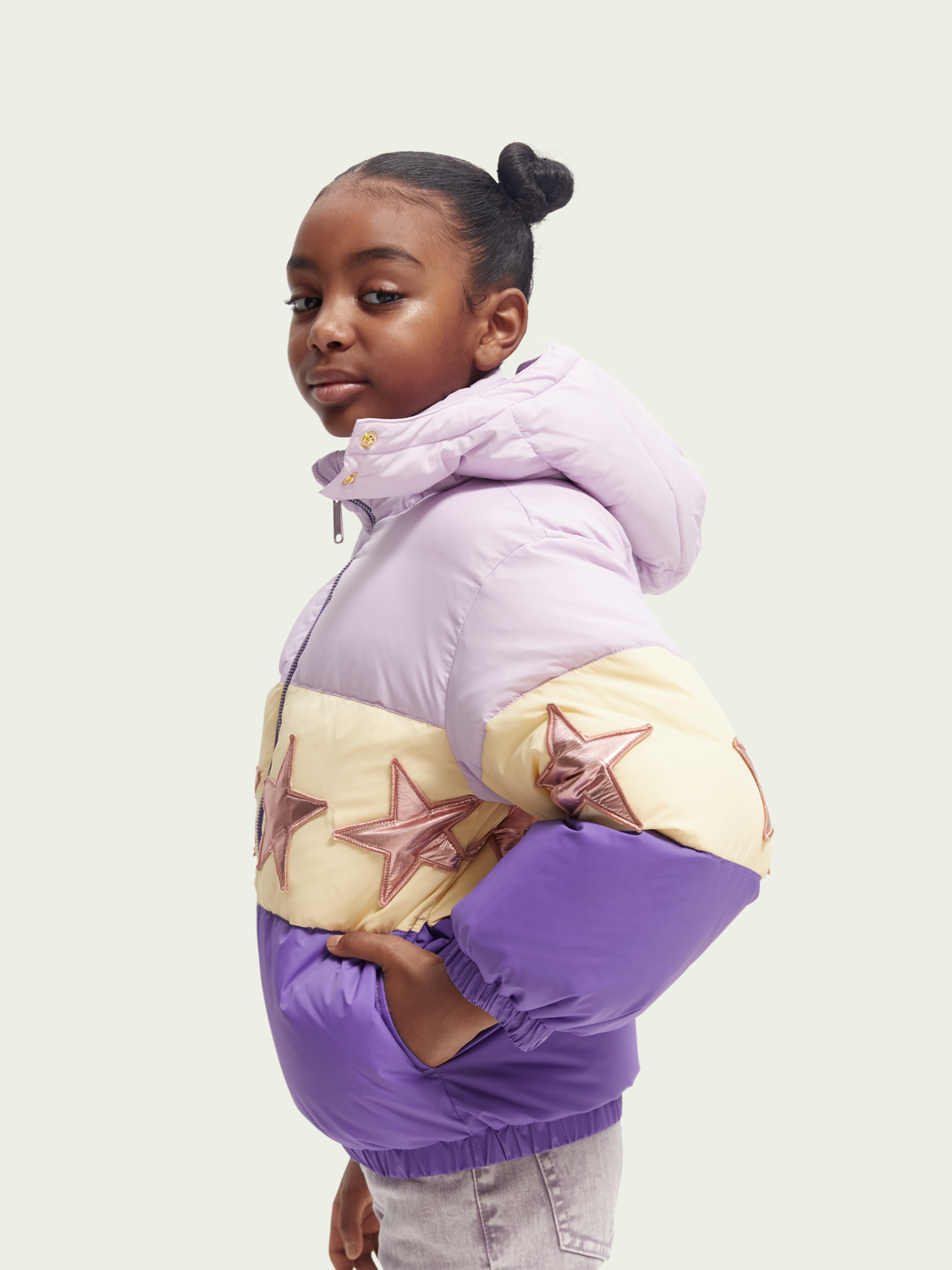 Colour-Blocked Star Puffer Jacket