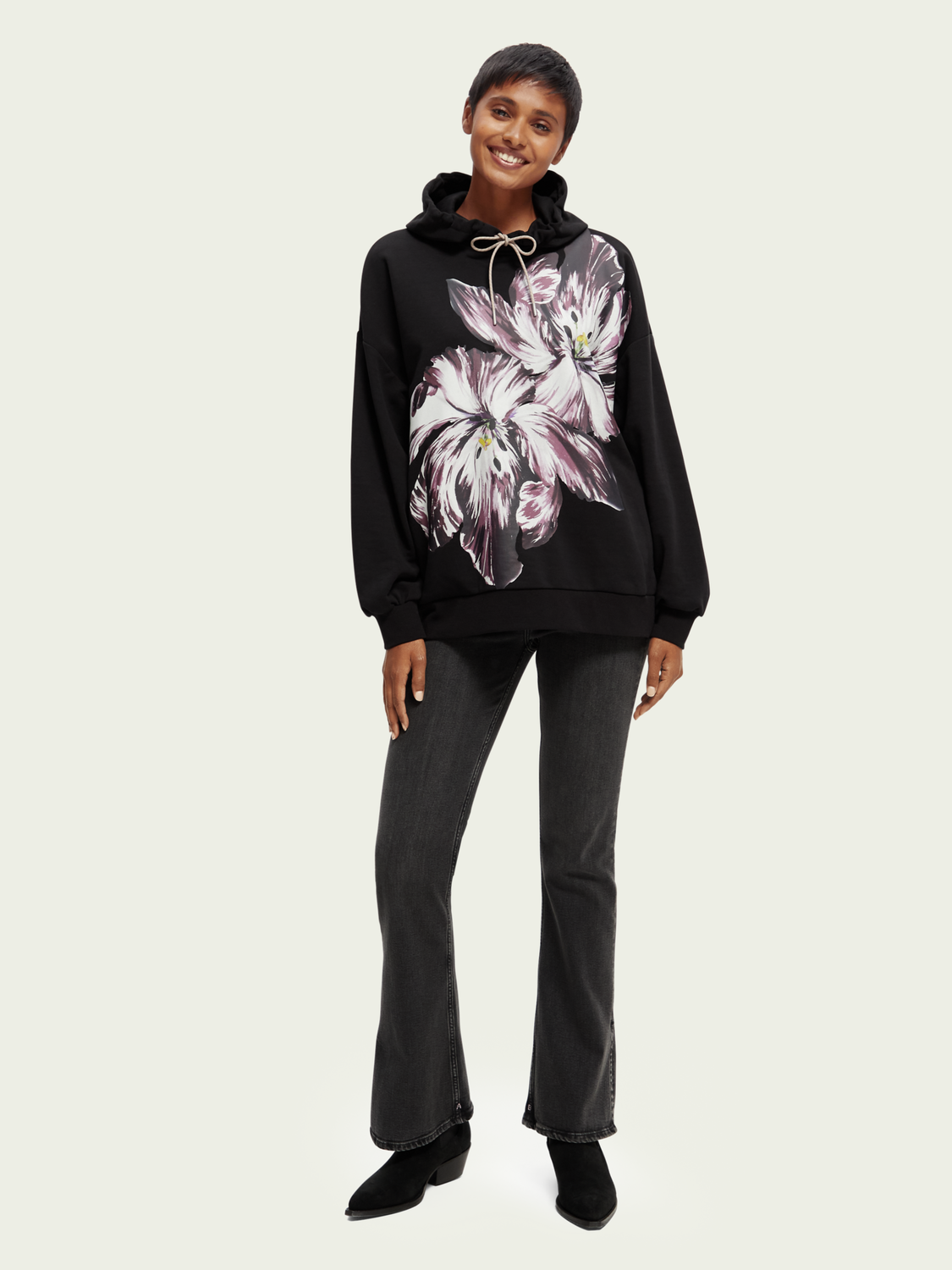 Oversized Tulip Painted Hoodie | scotch & soda outlet