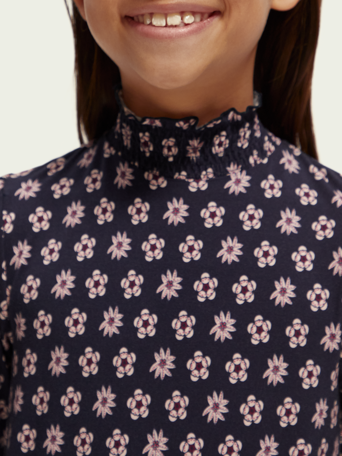 Slim Fit Printed Long-Sleeved Smocked-Neck T-Shirt