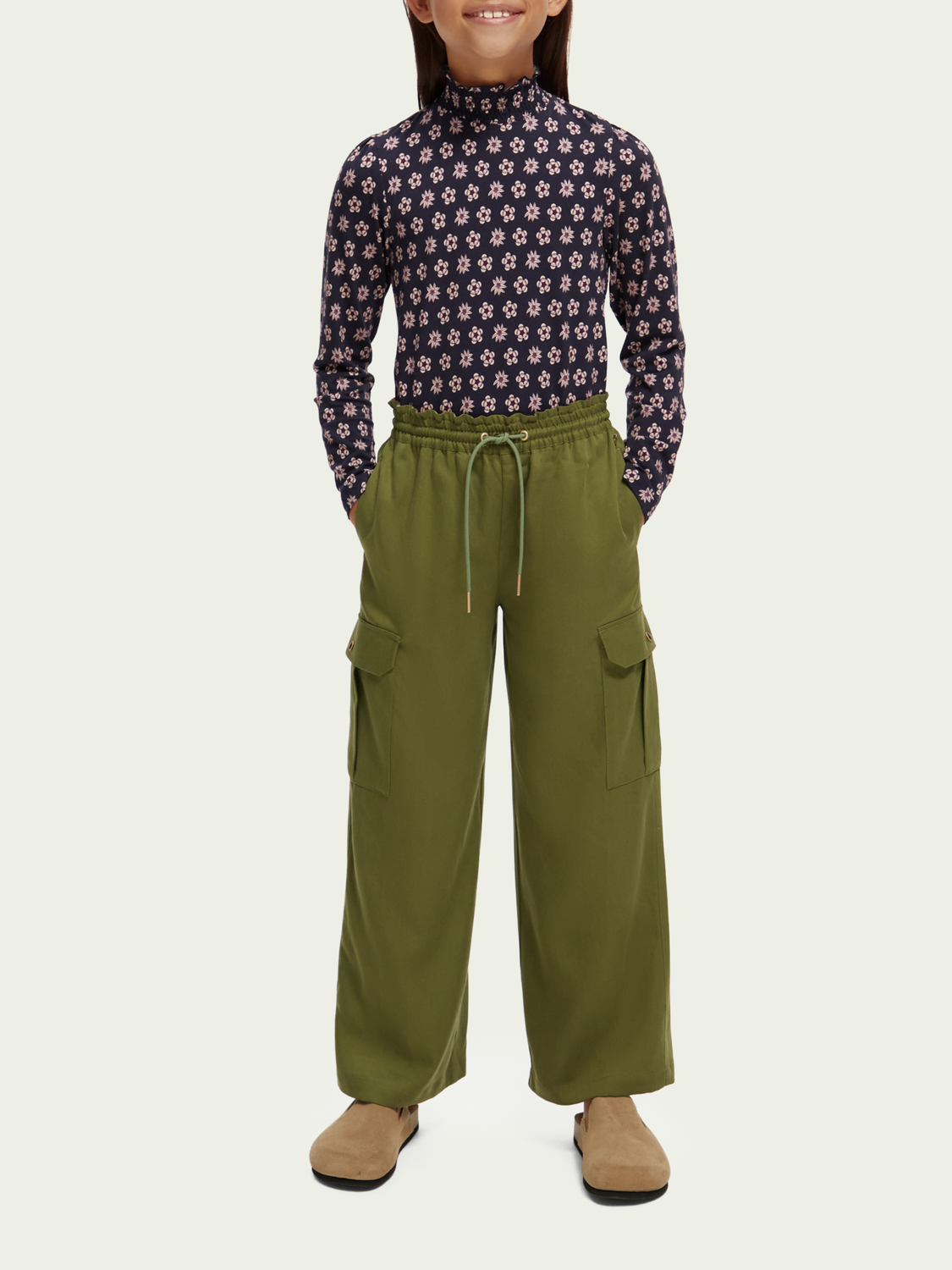 Slim Fit Printed Long-Sleeved Smocked-Neck T-Shirt