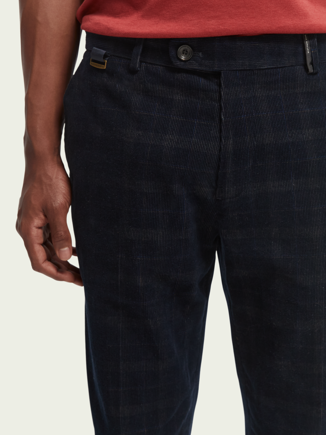Stuart Regular Slim-Fit Corduroy Chino | Scotch And Soda Outlet