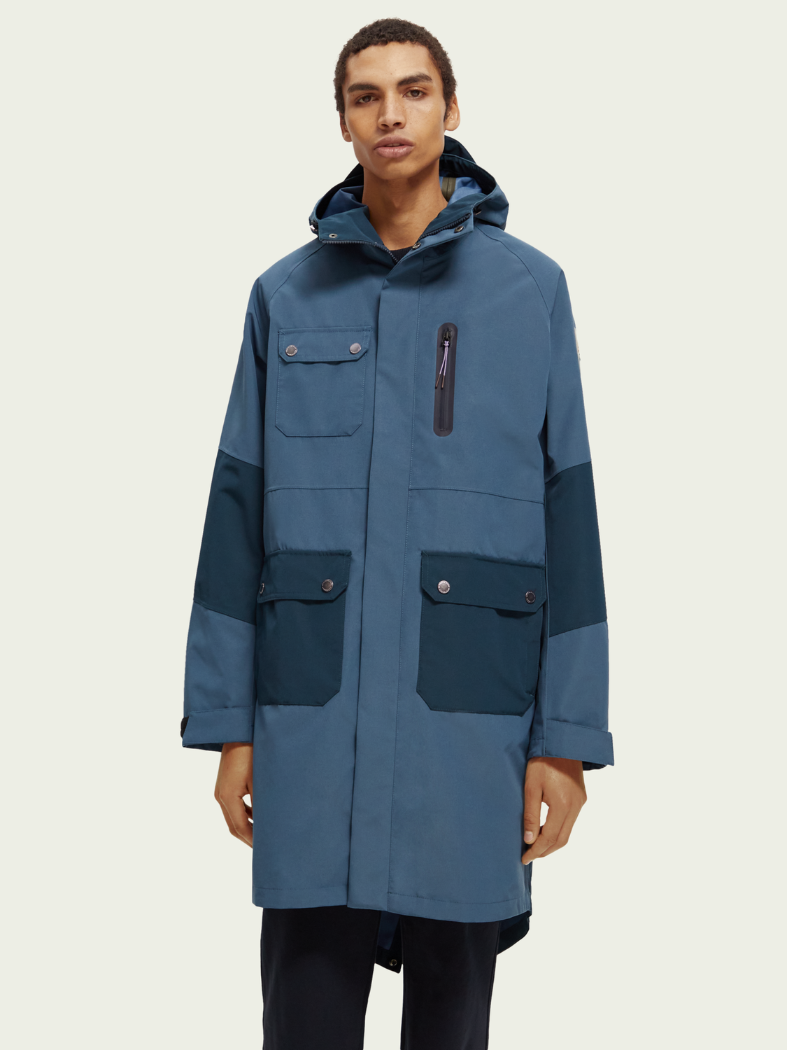 Unisex Water-Repellent Colour-Block Raincoat With Removable Vest | scotch & soda outlet