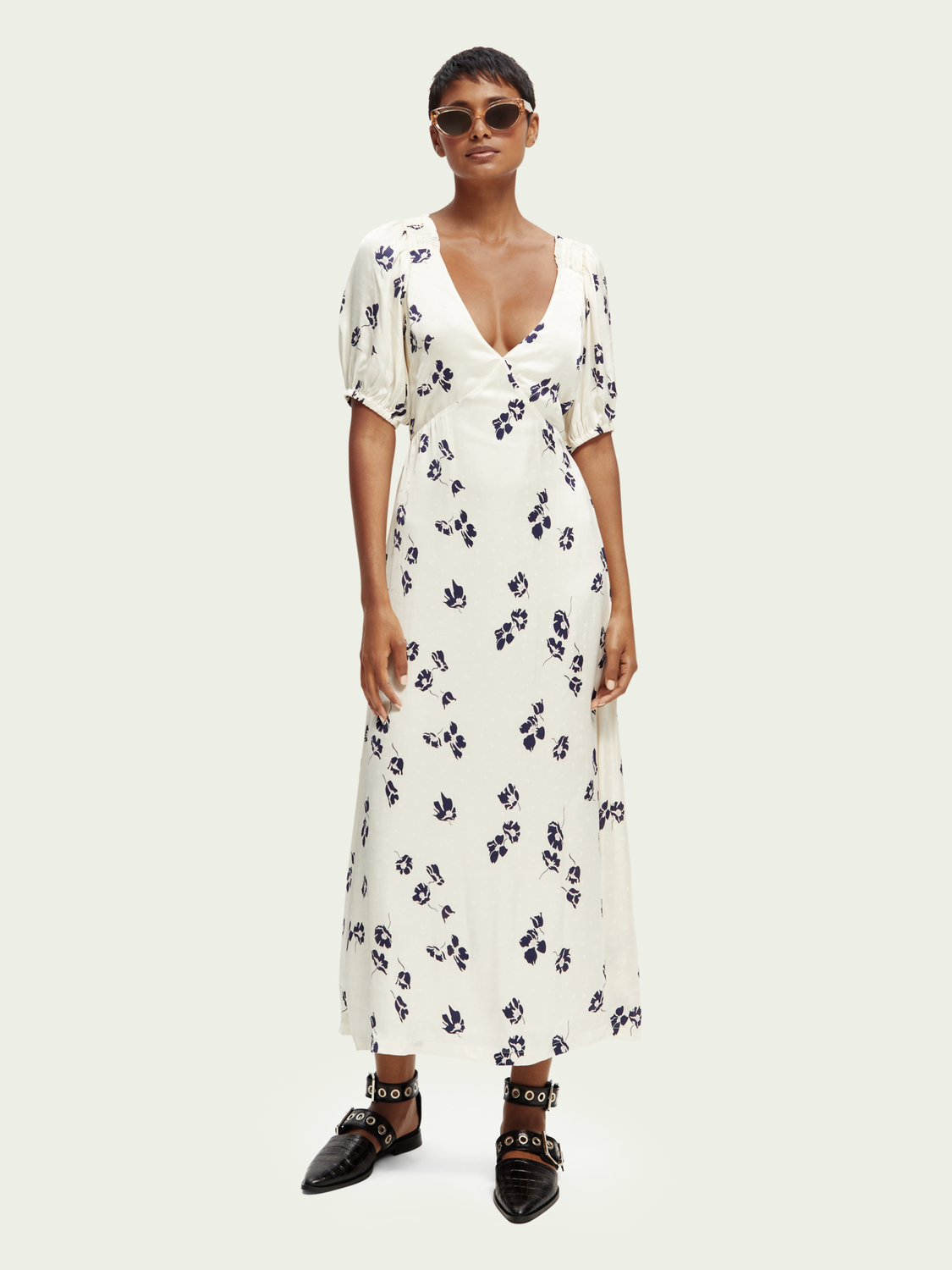V-Neck Open Back Maxi Dress | scotch & soda outlet