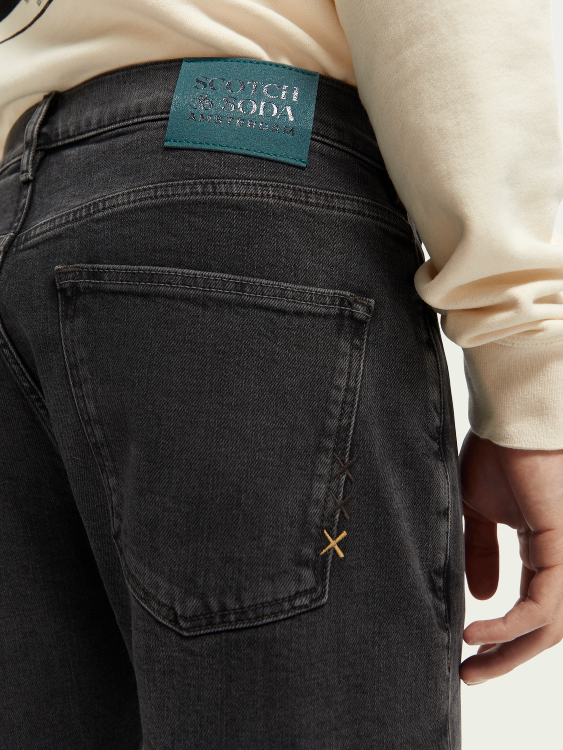 The Drop Regular Fit Tapered Organic Cotton Jeans | Scotch And Soda Outlet