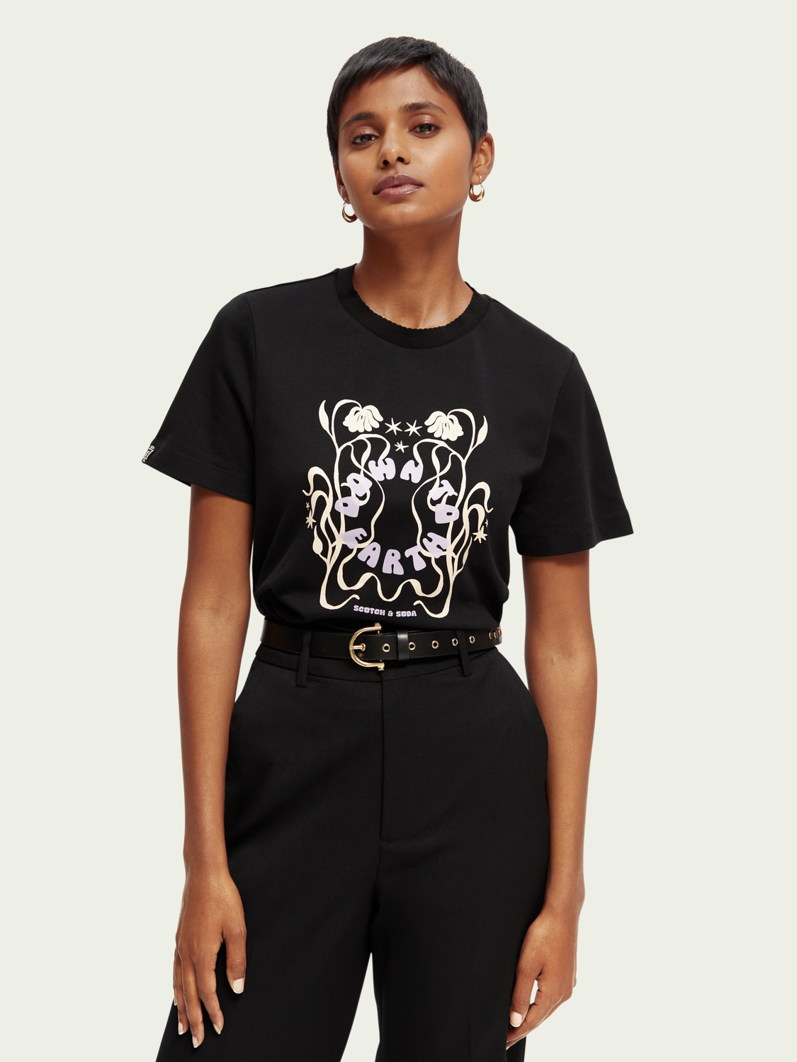 Regular Fit Floral Artwork T-Shirt | scotch & soda outlet