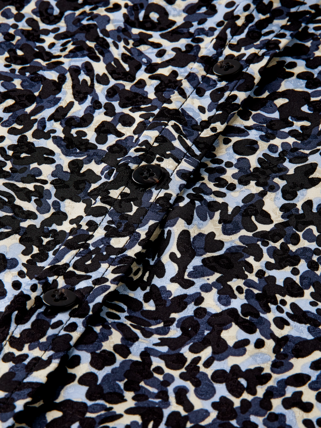 Long-Sleeve Jacquard Shirt With Embroidered Trimming | scotch & soda outlet