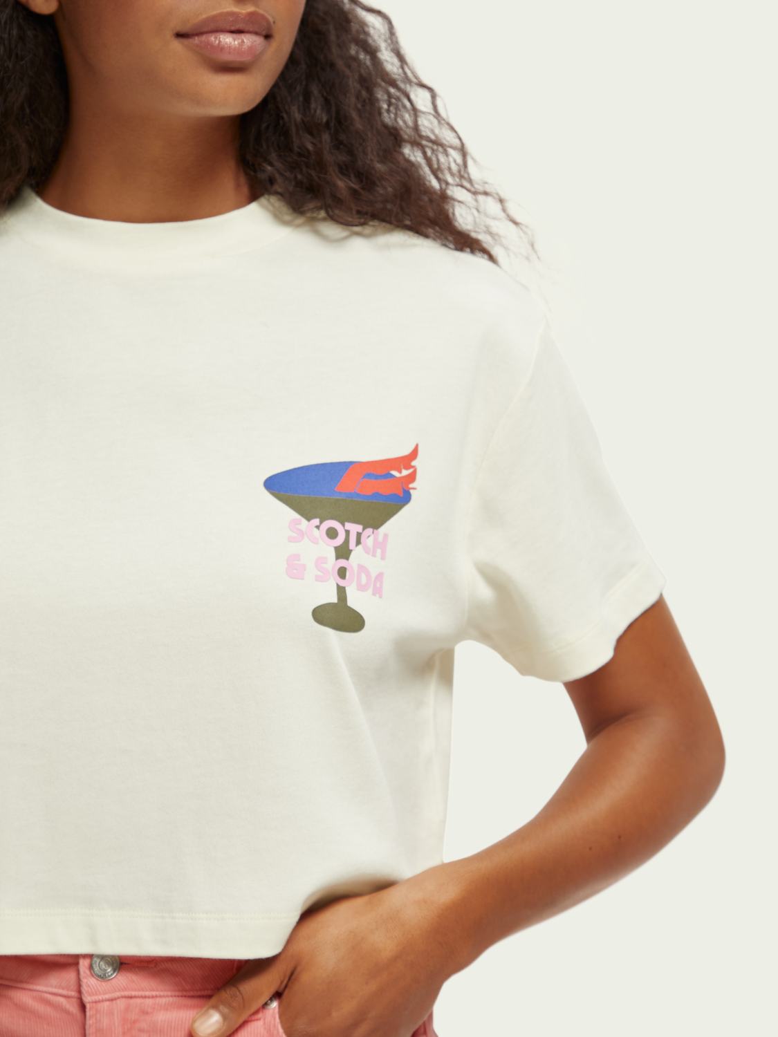 Cropped Loose Fit Graphic T-Shirt | scotch & soda outlet