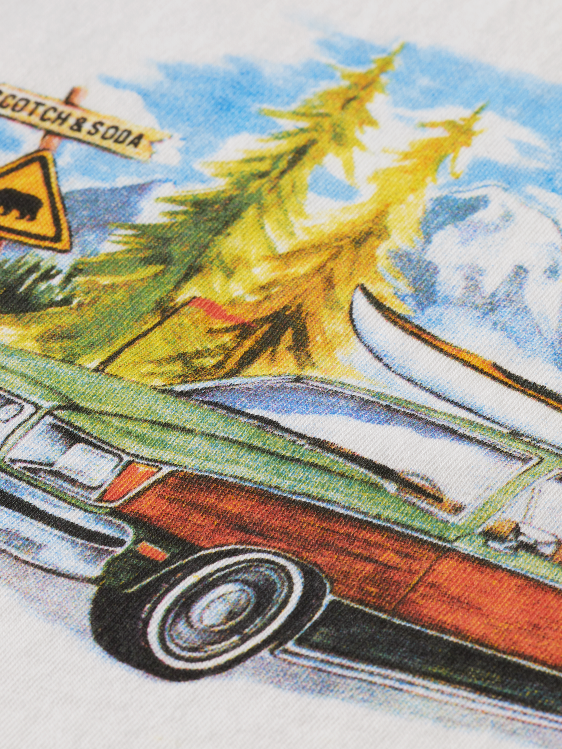 Regular-Fit Organic Cotton Artwork T-Shirt