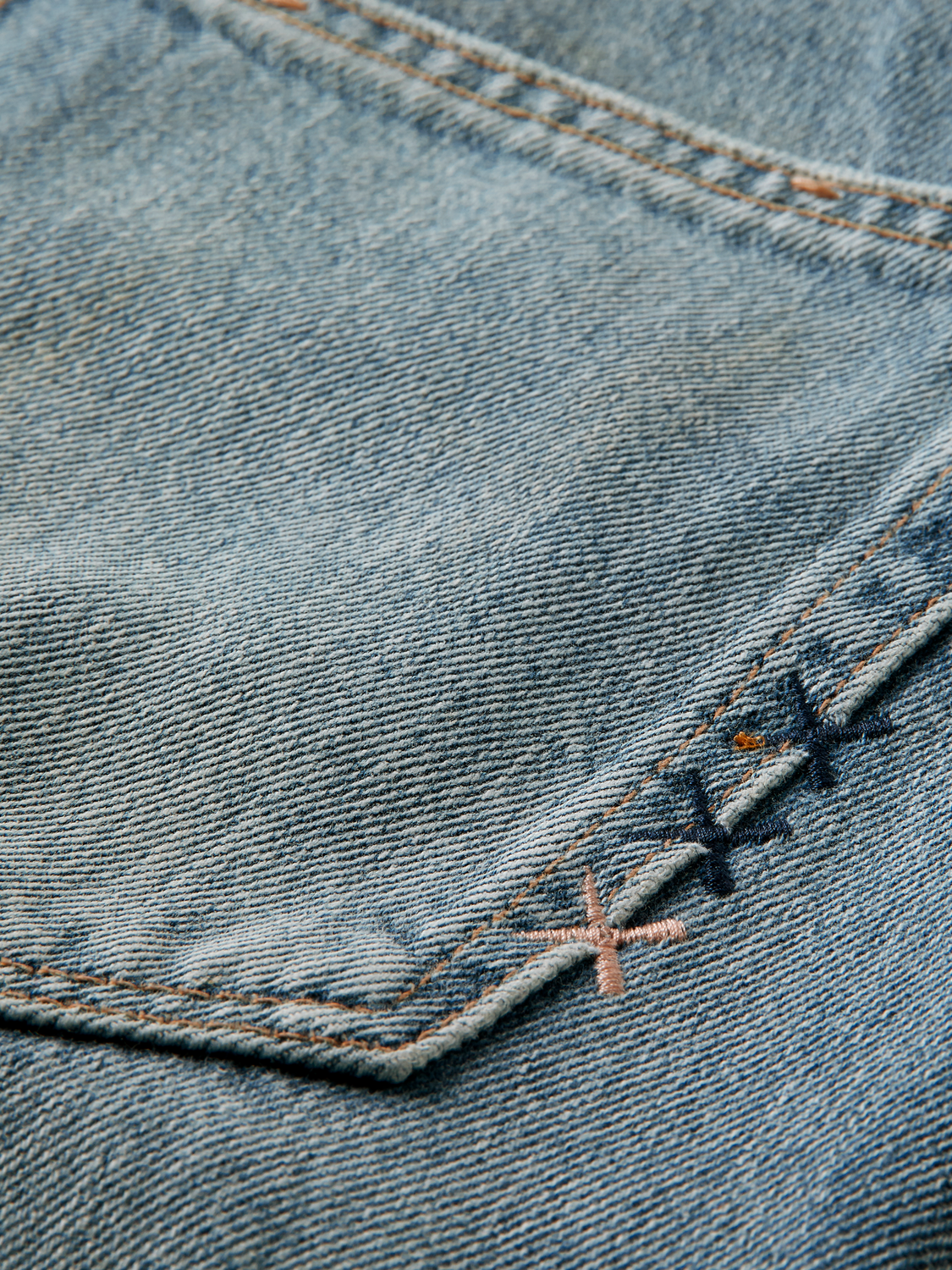 The Vert Straight Leg Distressed Jeans | Scotch And Soda Outlet