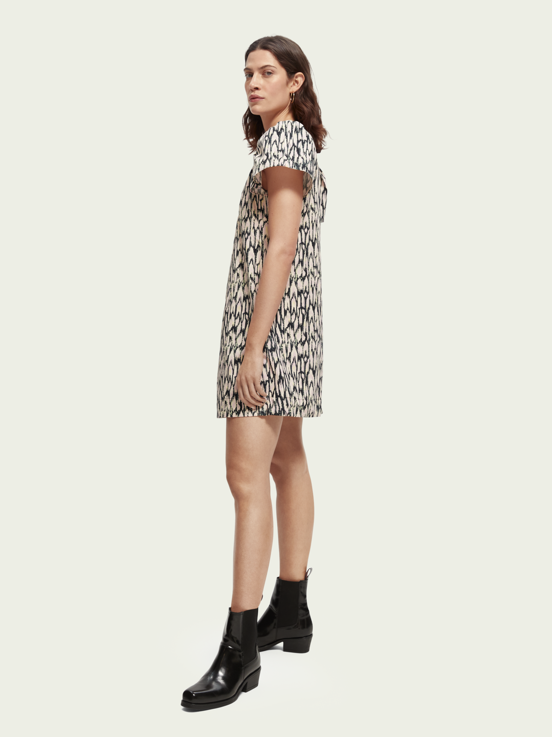 Organic Short Sleeved V-Neck Shift Dress | scotch & soda outlet