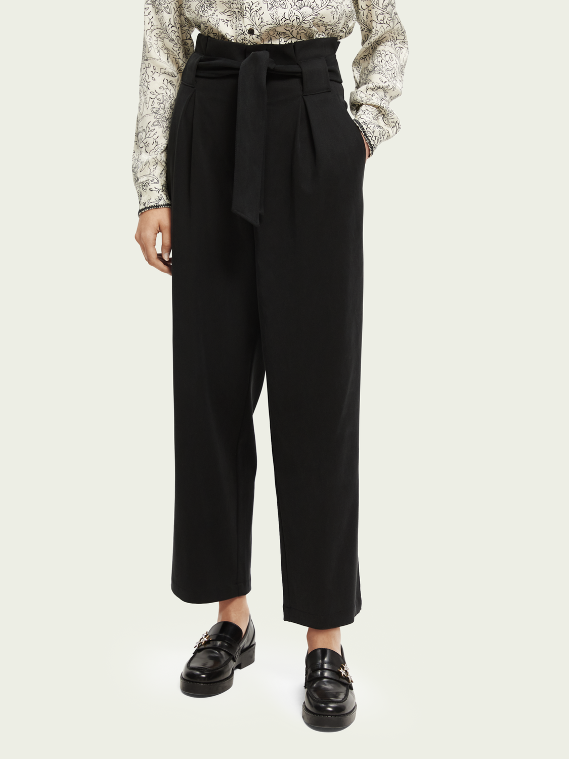 The Daisy High-Rise Straight-Leg Paper Bag Trousers | scotch & soda outlet