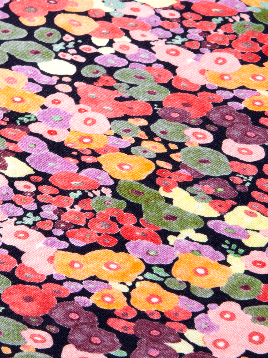 Printed Long-Sleeved Fitted Turtleneck T-Shirt