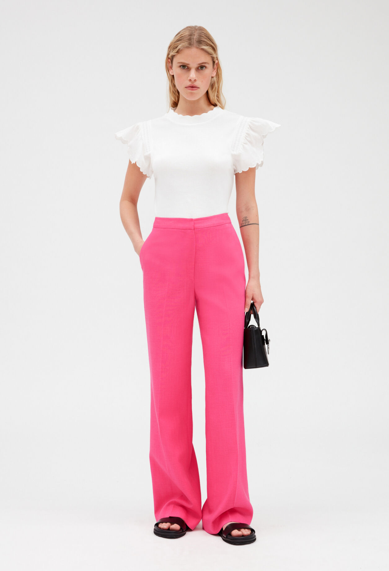 Off-white short-sleeved ruffled top ECRU