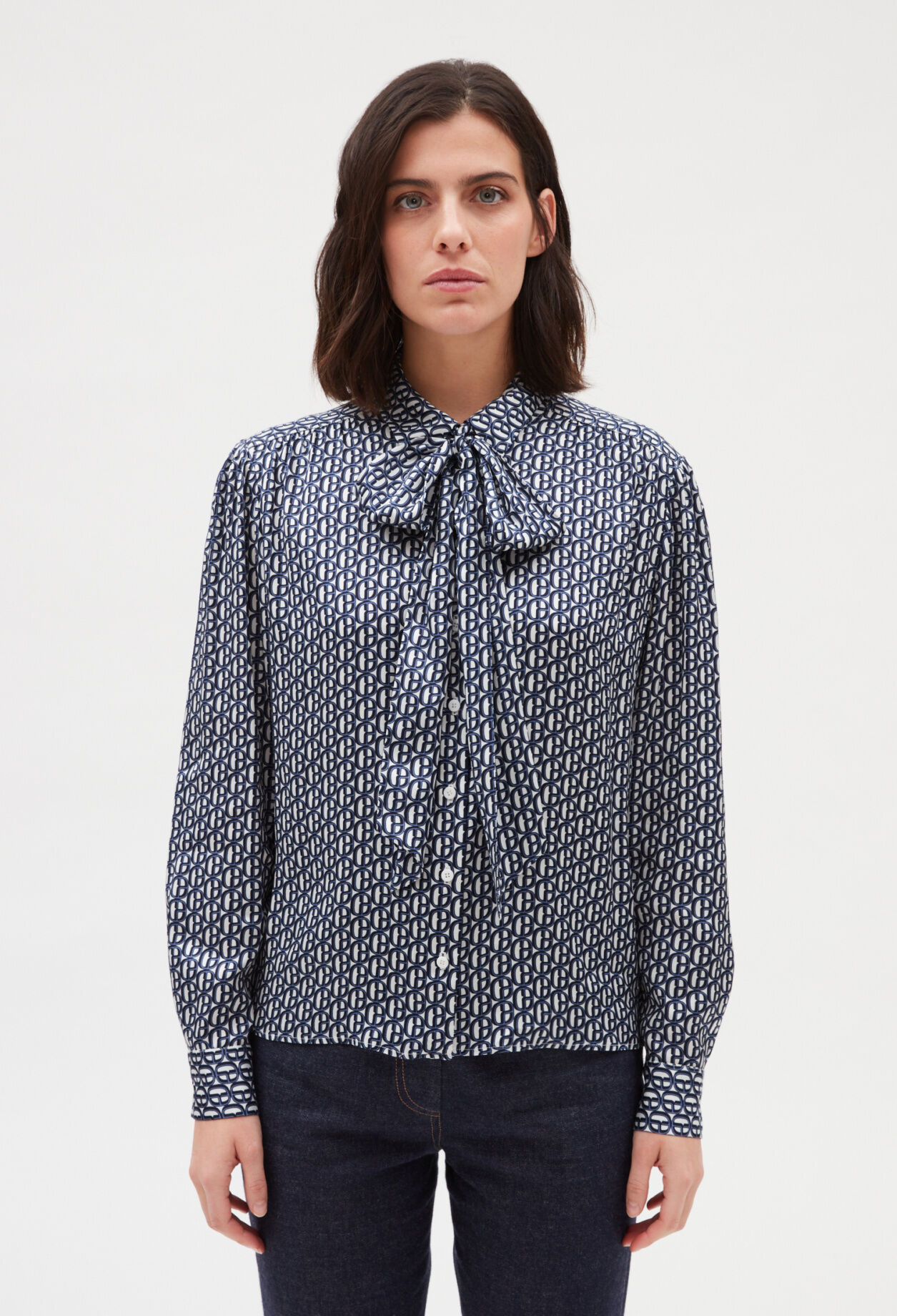 Shirt with removable lavaliere collar LIGHT PRINT