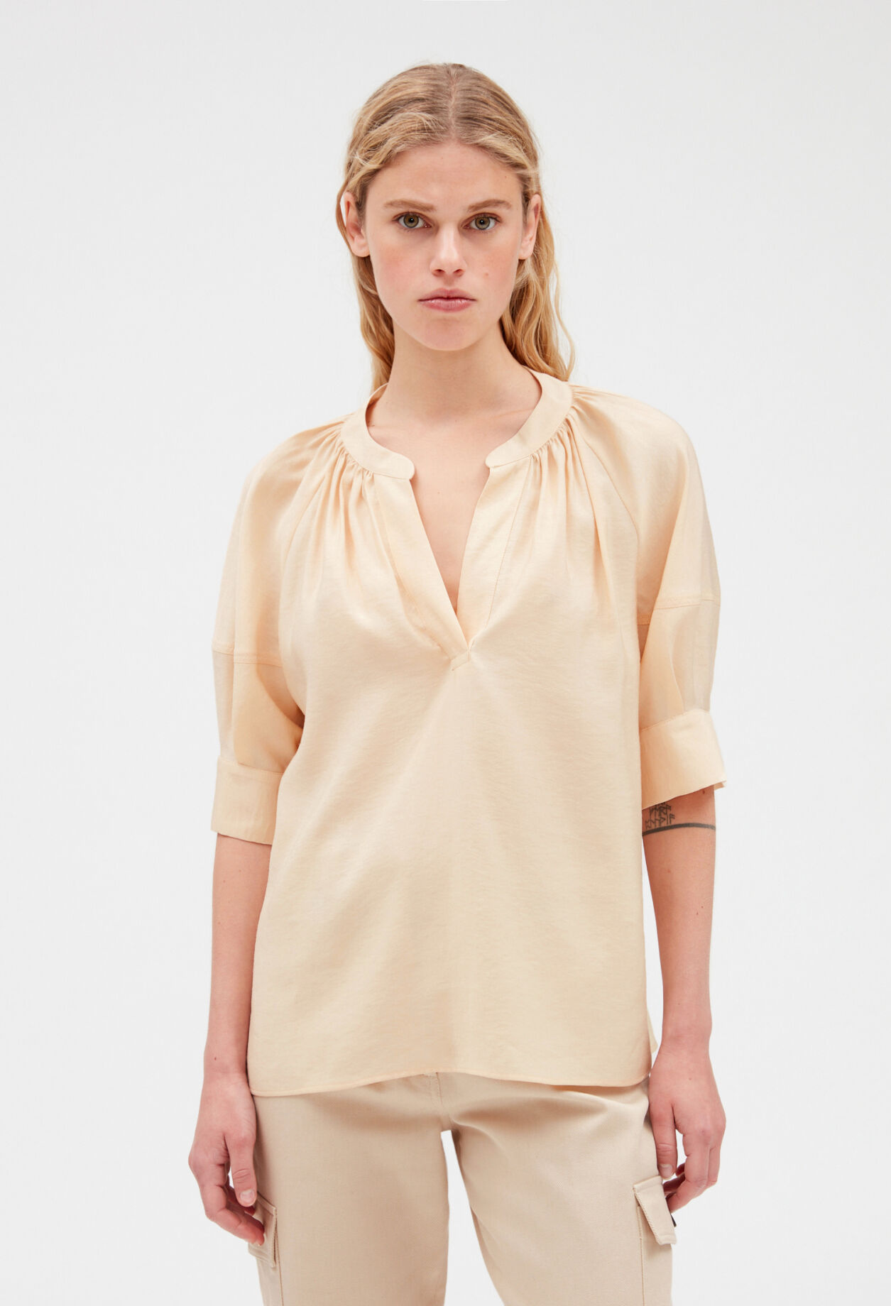 Short-sleeved blouse KHAKI