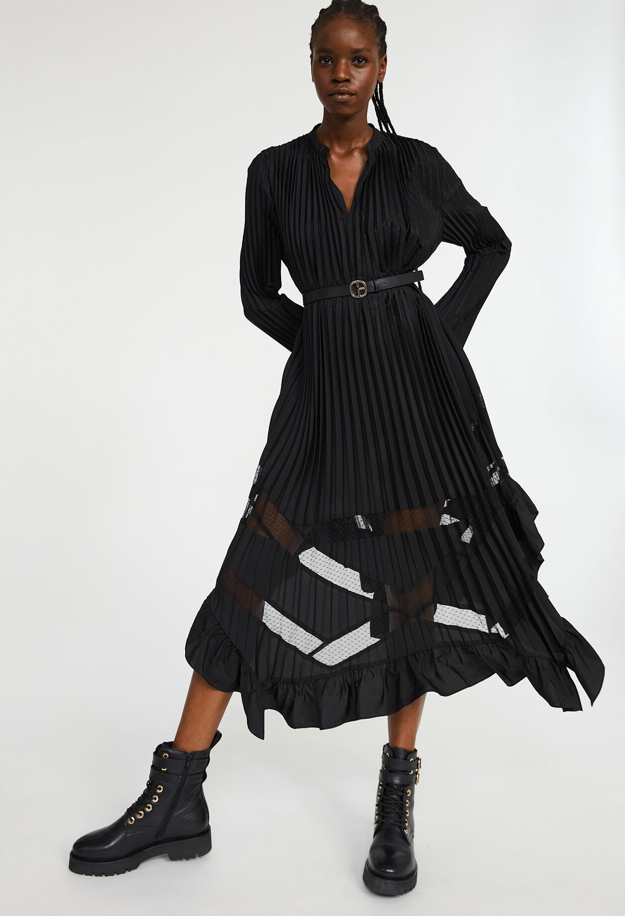 Pleated long dress with ruffles BLACK