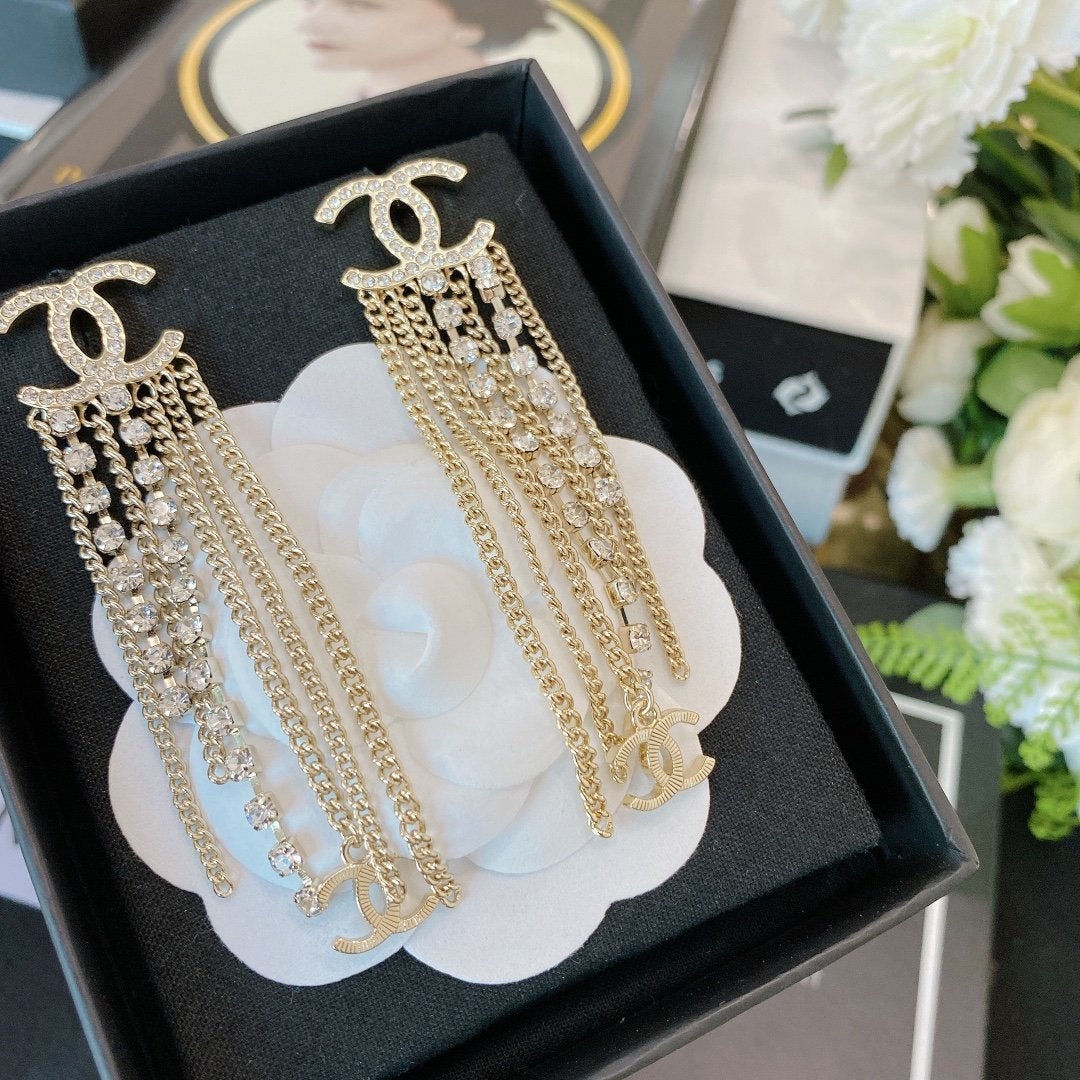 CHANEL Luxury Rhinestone Long Earrings