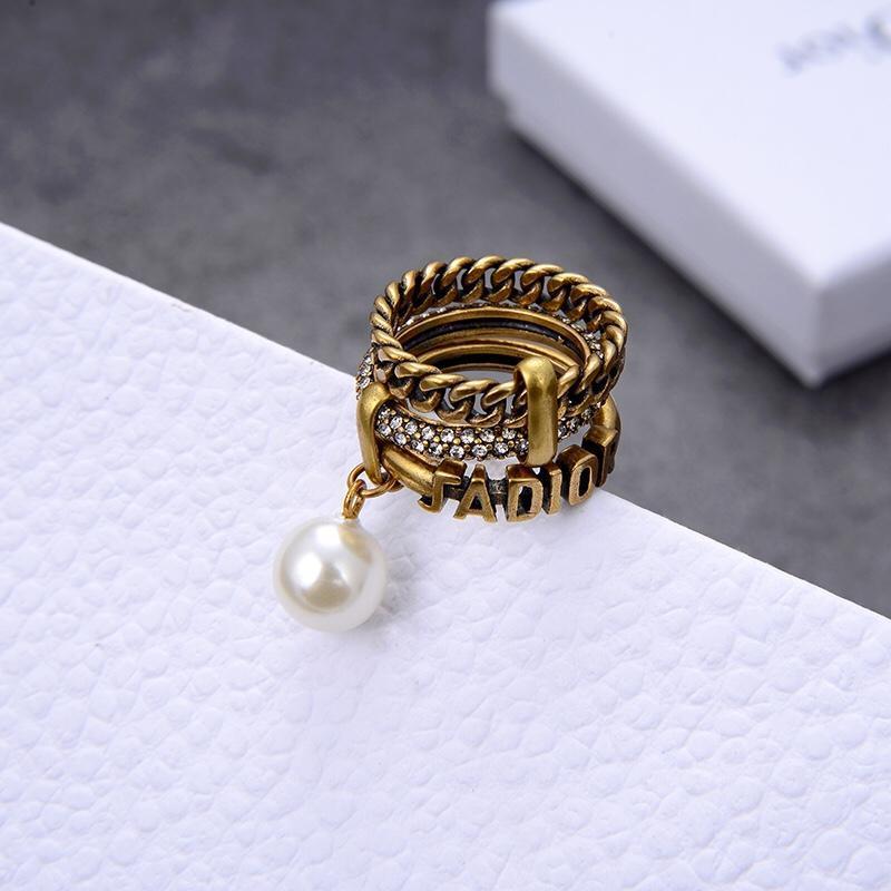 DIOR New Pearl Multi-Level Ring