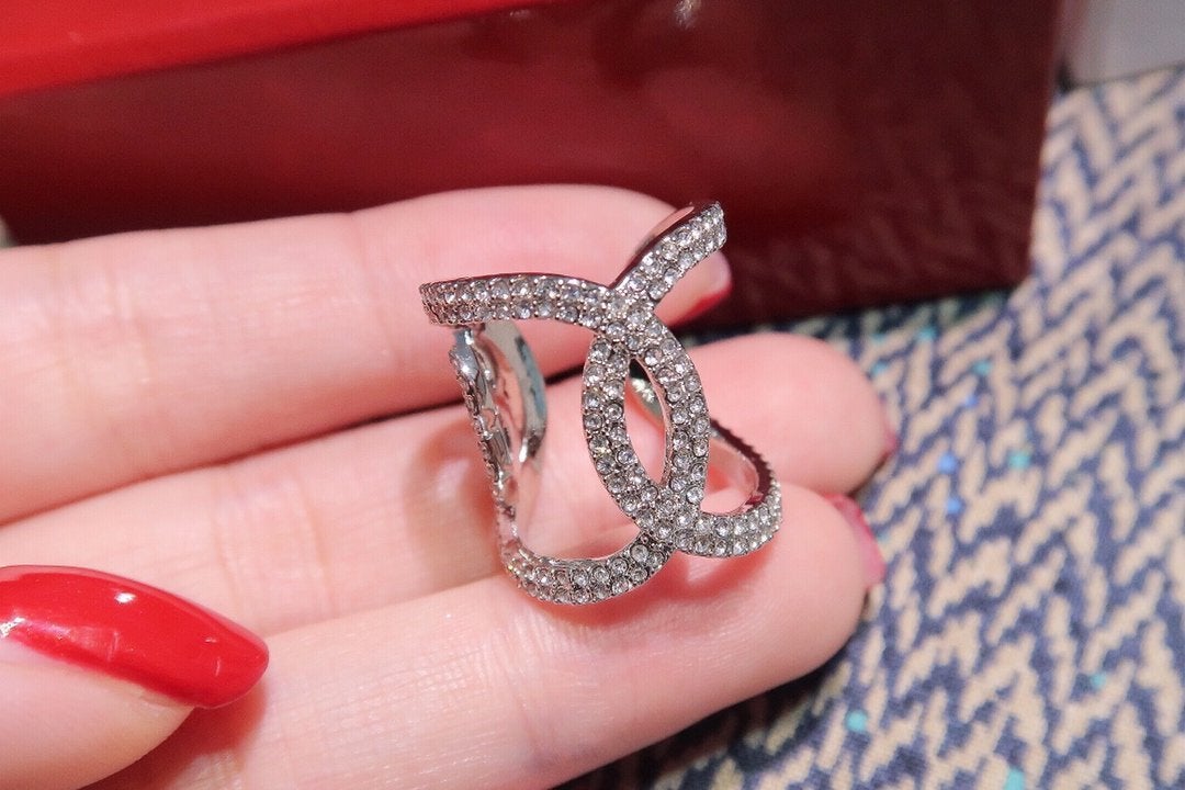 CHANEL Luxury Zircon Open Universal Ring