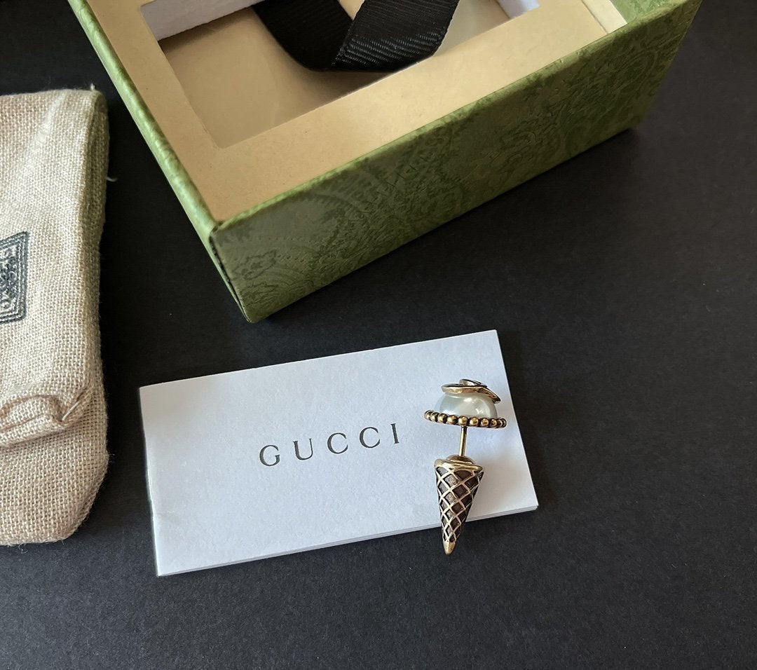 GUCCI retro ice cream pearl earrings