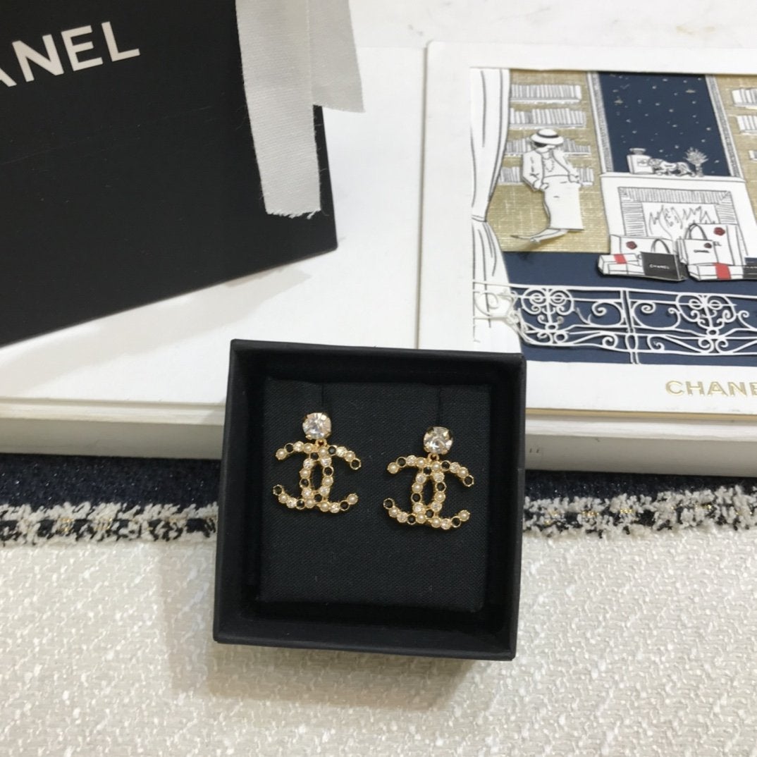 CHANEL Black and White Crystal Earrings