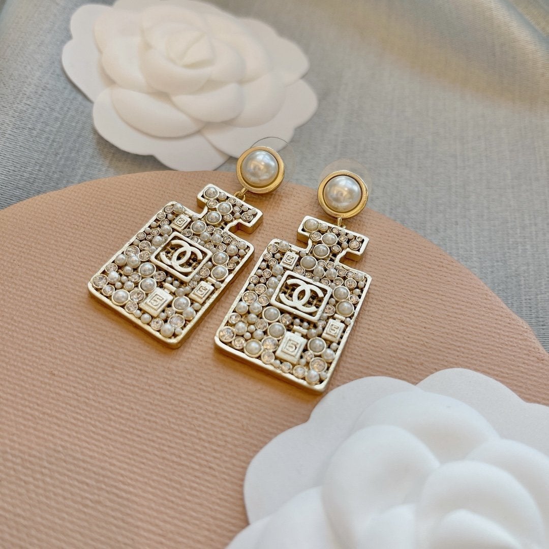 CHANEL Fashion Water Bottle Pearl Pendant Earrings