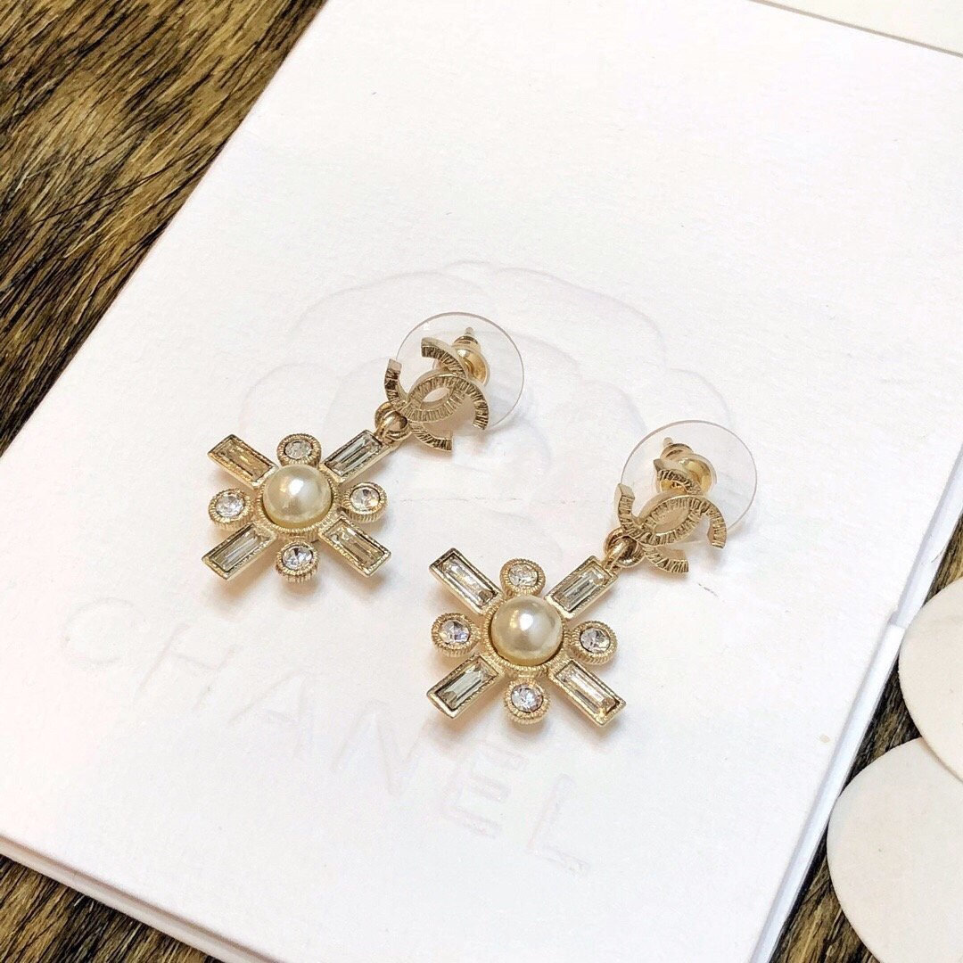 CHANEL Rhinestone and Glazed Bead Earrings