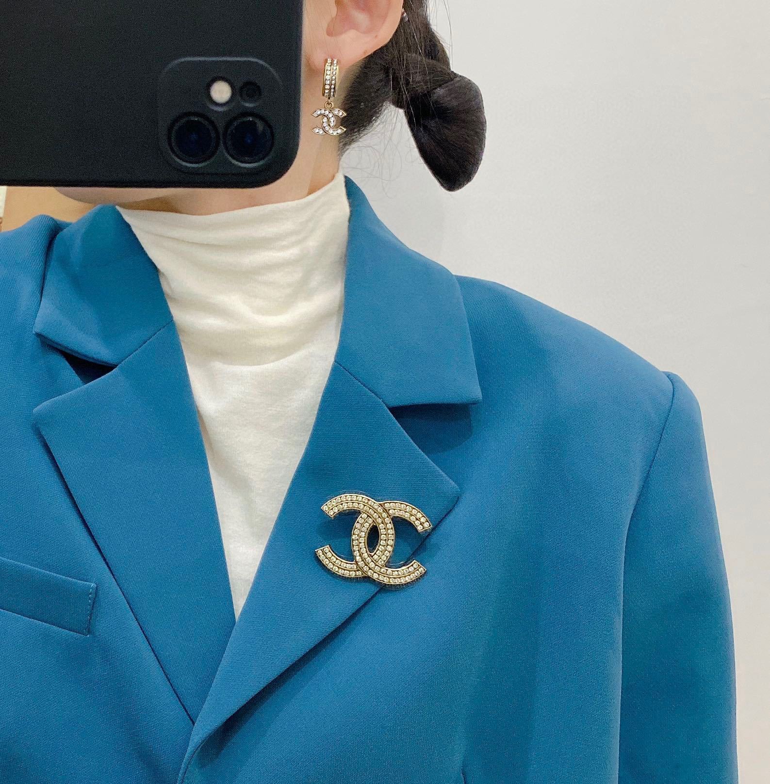 CHANEL Diamond Classic Letter Pendant Earrings