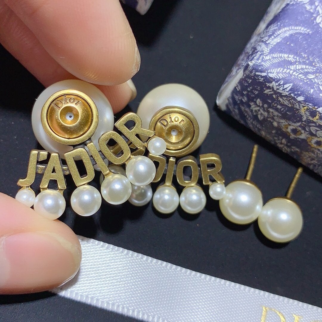 DIOR White Resin Imitation Pearl Letter Earrings