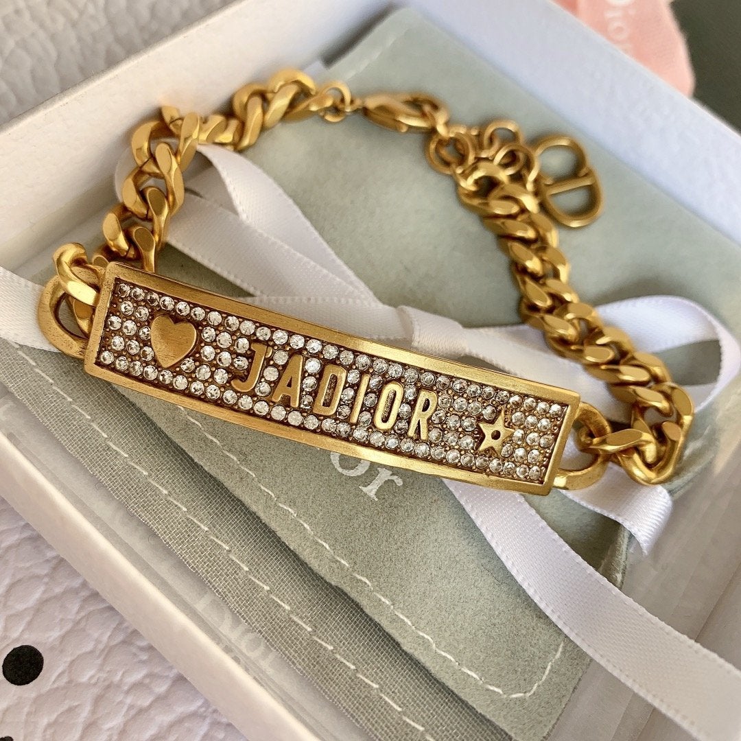 DIOR Chic Letter Crystal Bracelet