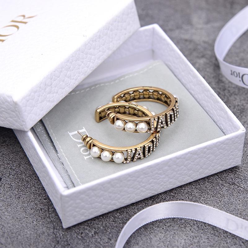 DIOR Elegant Pearl Rhinestone Letter Earrings