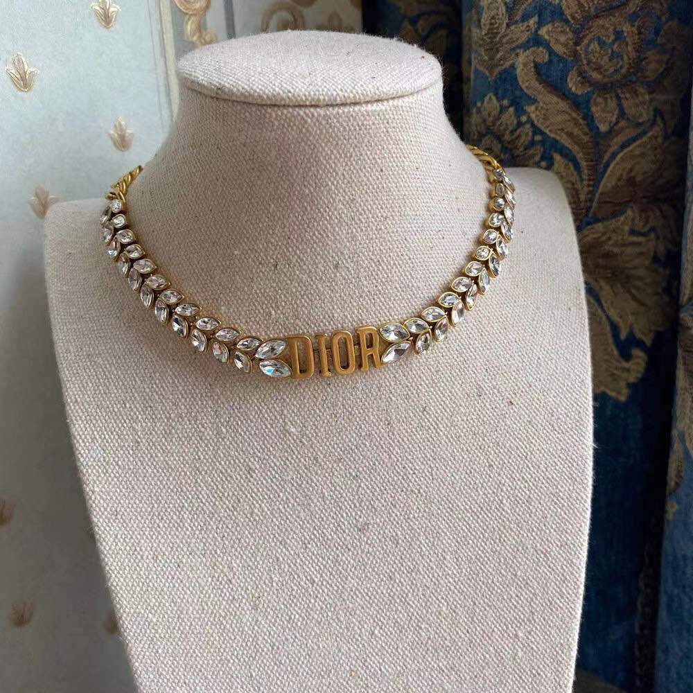 DIOR Elegant Crystal Necklace