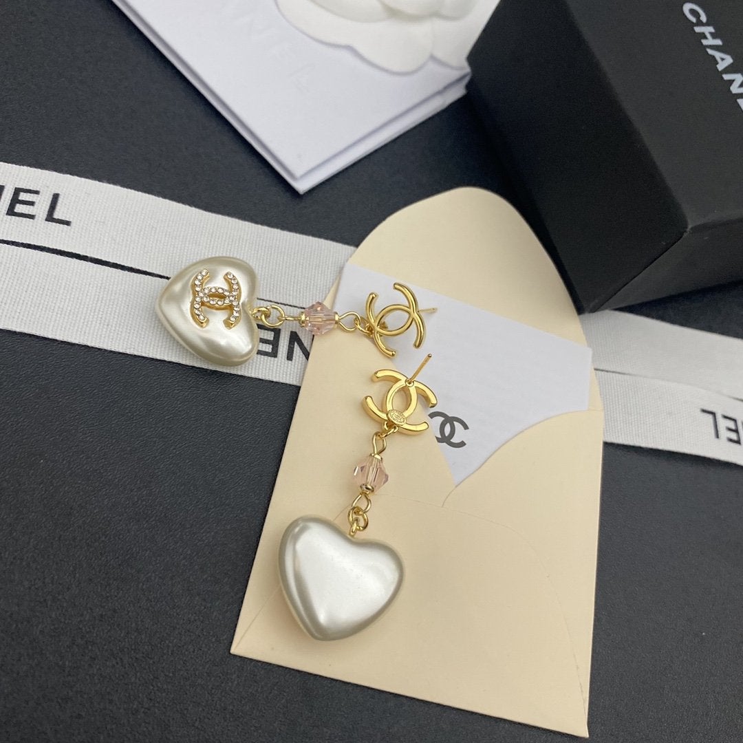 CHANEL Exquisite Double C Rhinestone Pendant Earrings
