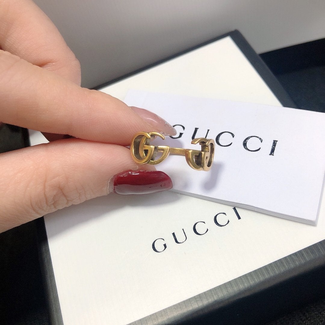 GUCCI Retro Double Letter Ring