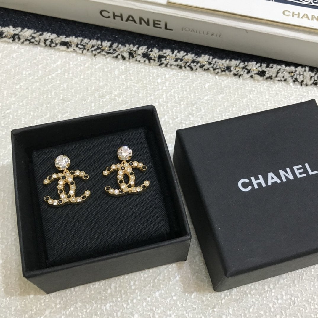 CHANEL Black and White Crystal Earrings