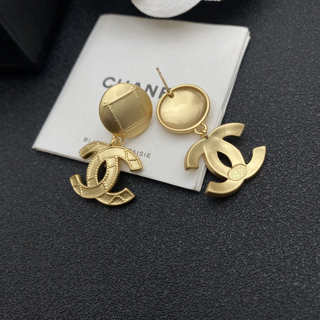 CHANEL Luxury Gold Double C Pendant Earrings