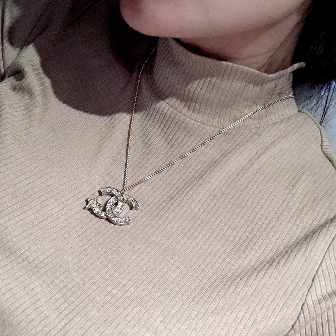 CHANEL Fashion Double C Star Crystal Necklace