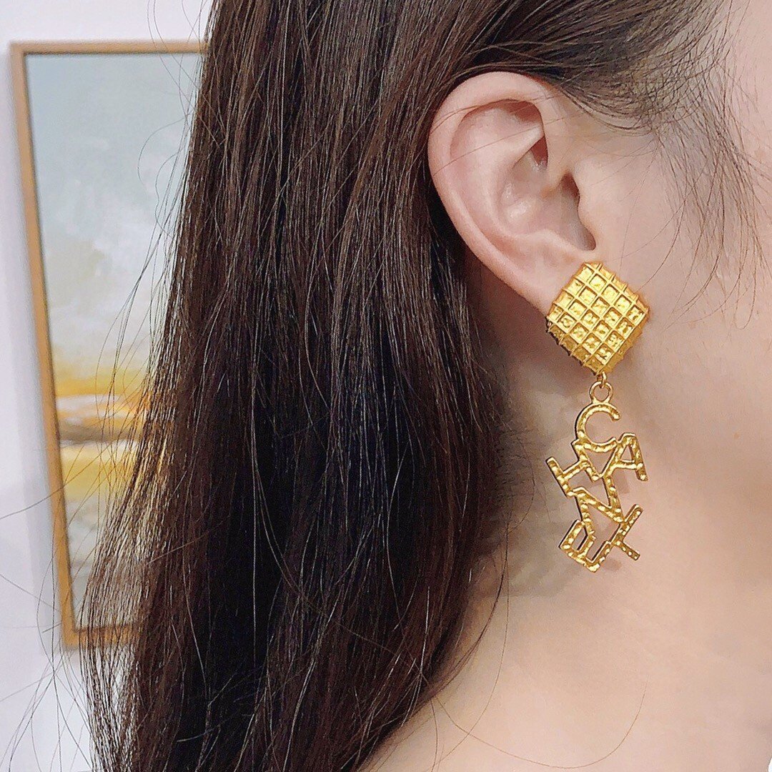 CHANEL Fashion Golden Letter Pendant Earrings