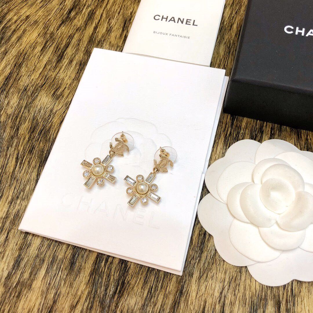CHANEL Rhinestone and Glazed Bead Earrings