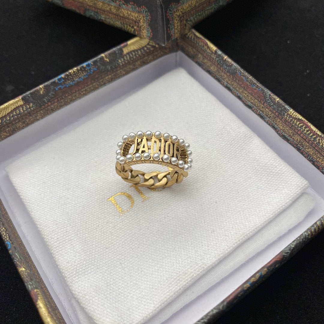 DIOR Retro Pearl Letter Ring