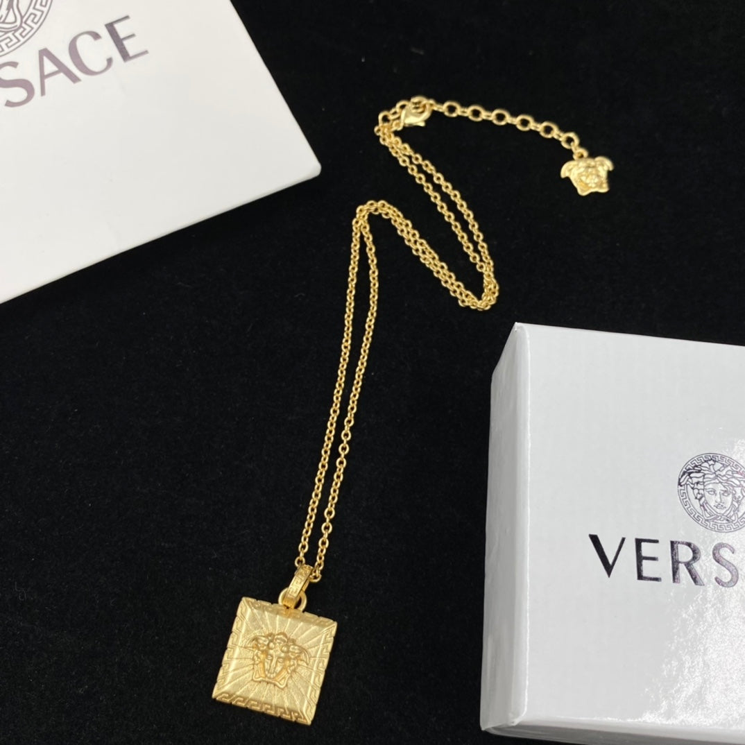 Vintage character necklace