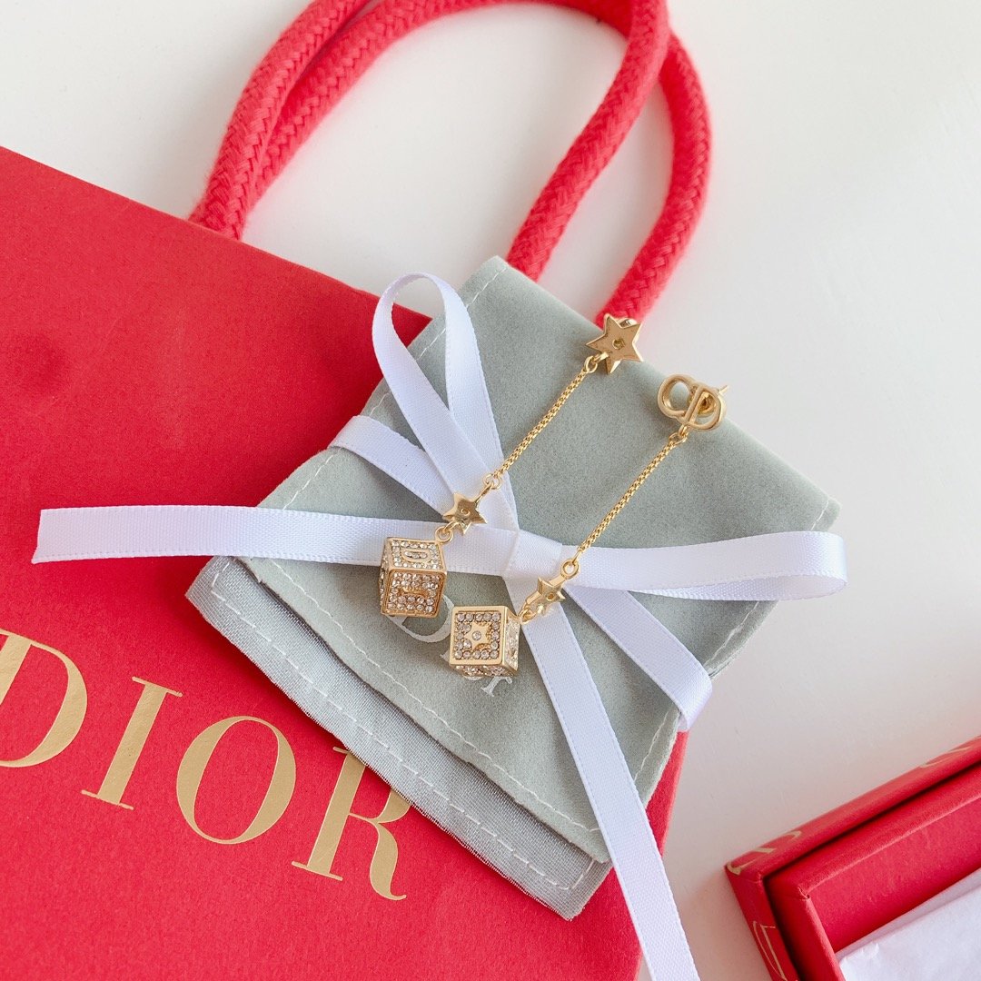 DIOR Luxury Letter Rhinestone Earrings
