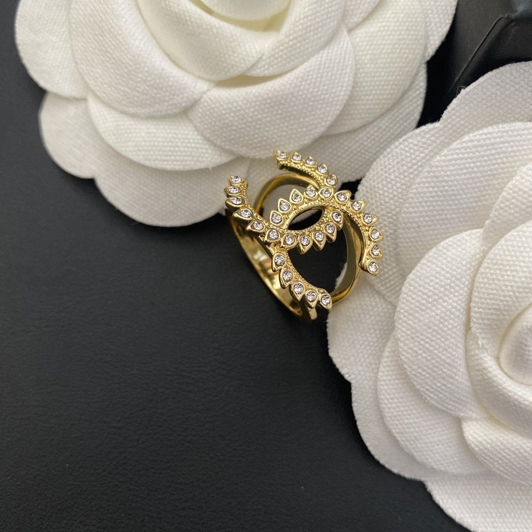 CHANEL Fashion Rhinestone Double C Ring