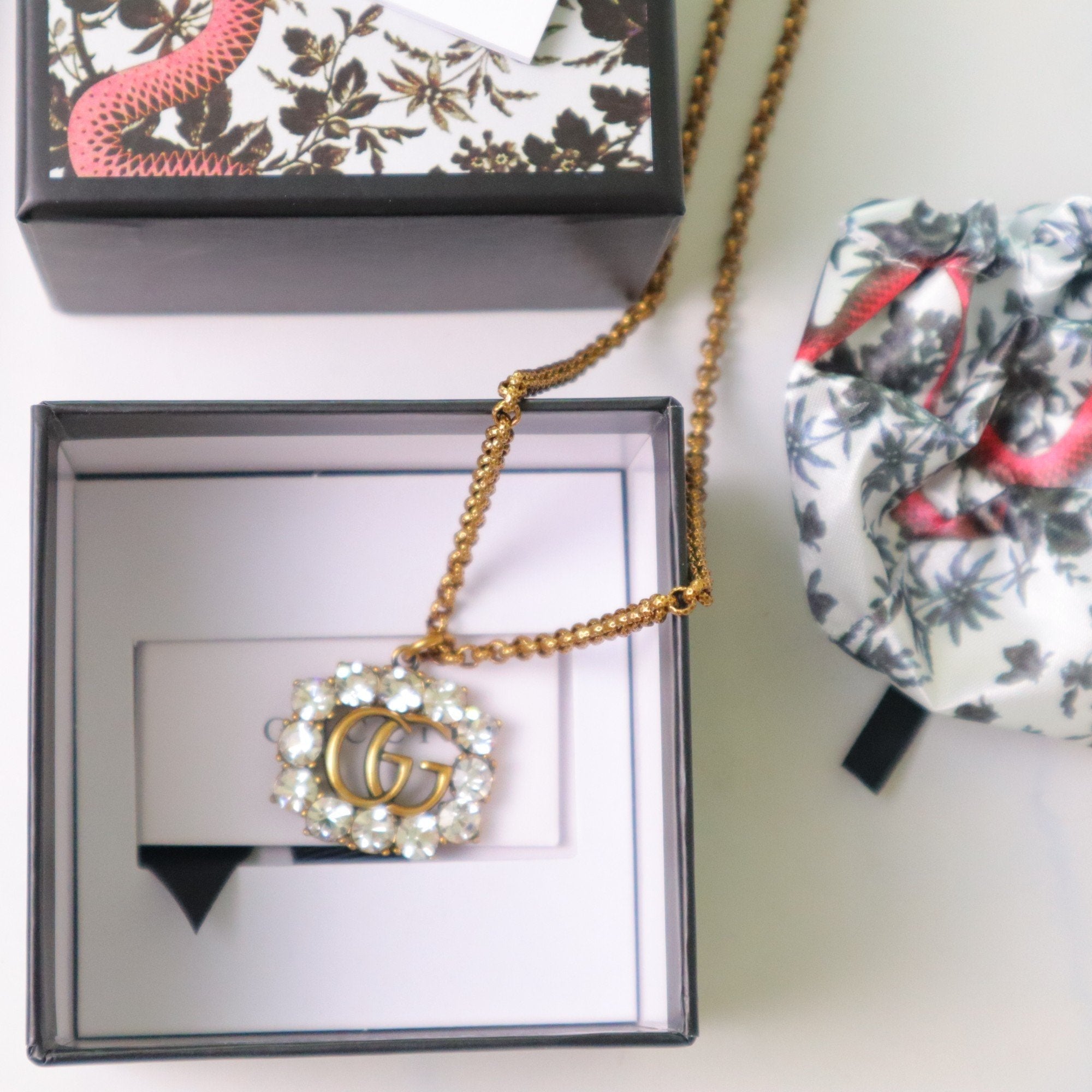 GUCCI Retro Distressed Crystal Necklace with Diamonds Necklace