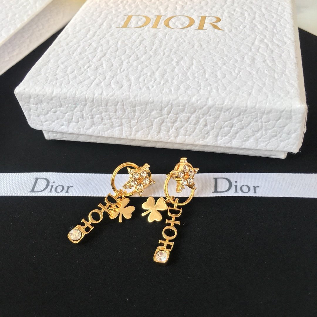 DIOR Clover English Pendant Earrings